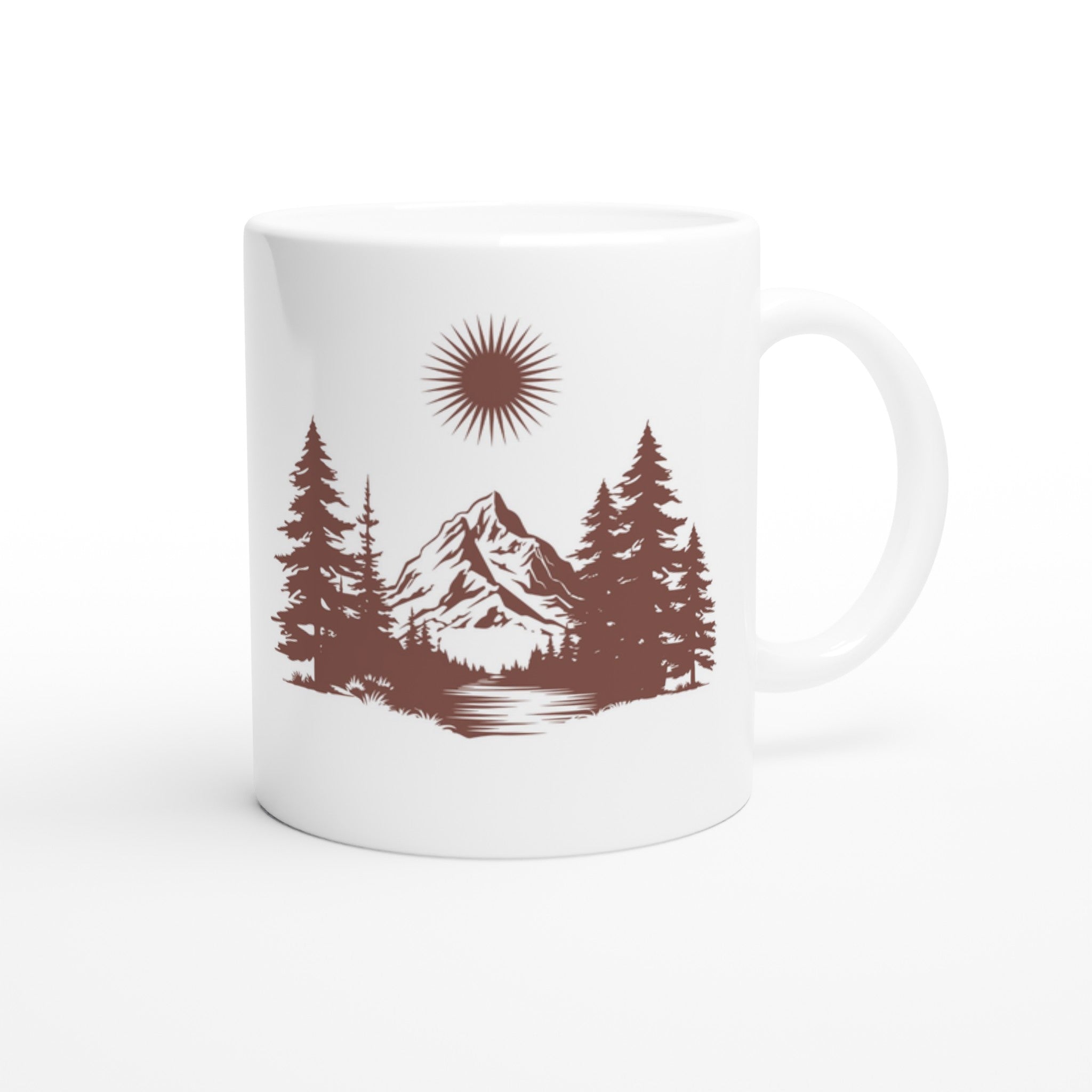 Weiße Keramiktasse mit hochwertigem, nachhaltigem Print vom melaniesouldesign, braunes Wald- und Bergmotiv mit spiritueller.