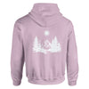 Hell-pinker unisex Hoodie aus hochwertigem Baumwoll-Polyester mit spirituellem weißen Wald- und Bergdruck, nachhaltig und.