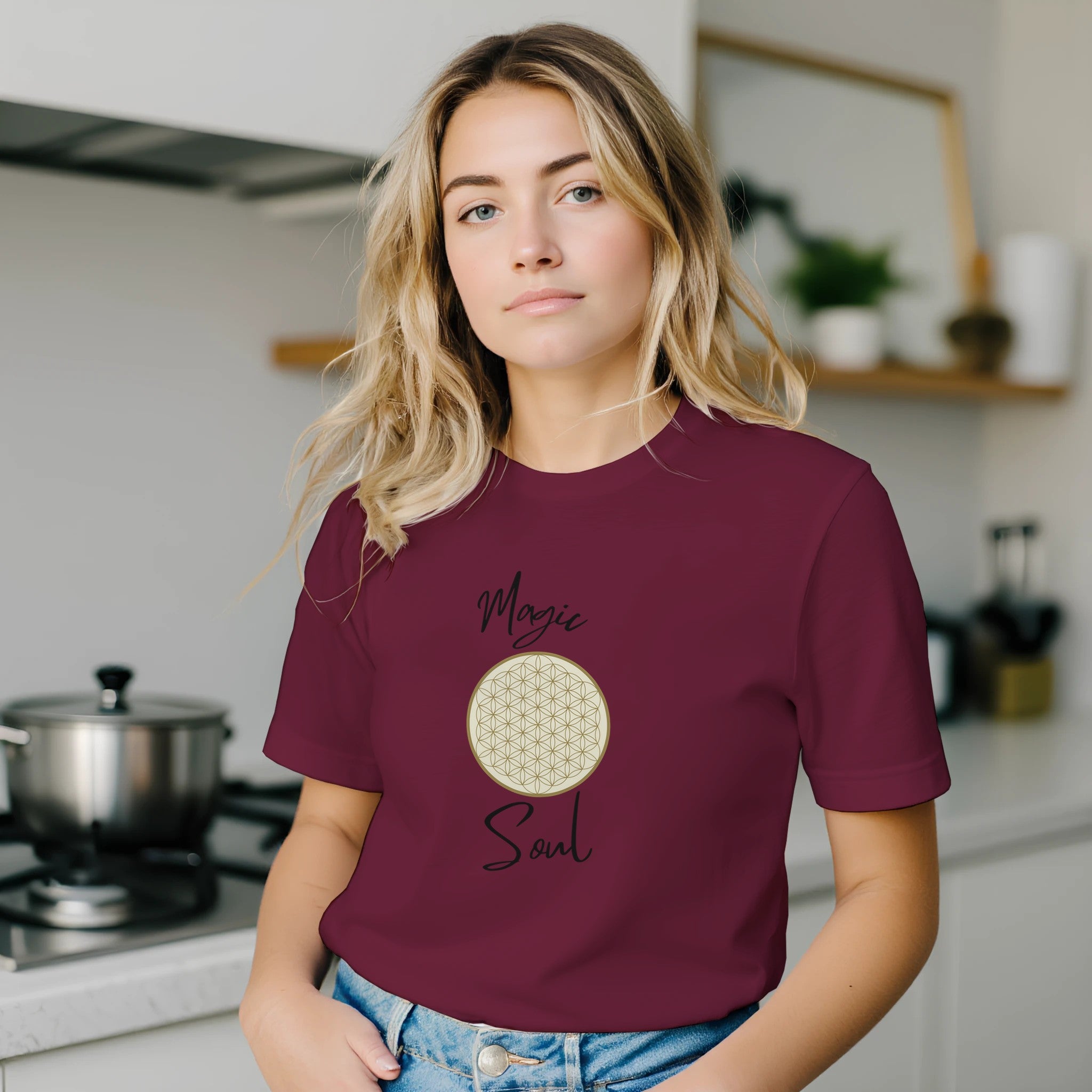 Unisex T-Shirt in Kastanienbraun mit hochwertigem Baumwollstoff, spirituellem Blume des Lebens Print, melaniesouldesign,.